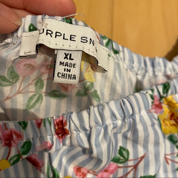 2 New tops - Picture 5 of 5